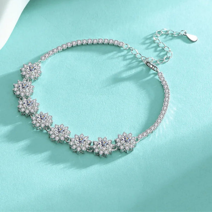 Lightflower Bracelet – 925 Sterling Silver with 4mm Moissanite Stones