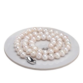 Freshwater Baroque Pearl Necklace – A Celebration of Natural Beauty and Understated Elegance
