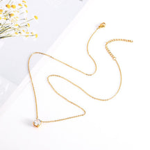 Clavicle Necklace with Solitaire Zircon Pendant – Minimalist Brilliance, Timeless Elegance
