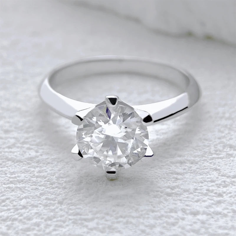 Solitaire Moissanite Ring – 925 Sterling Silver, Timeless Elegance