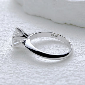 Solitaire Moissanite Ring – 925 Sterling Silver, Timeless Elegance