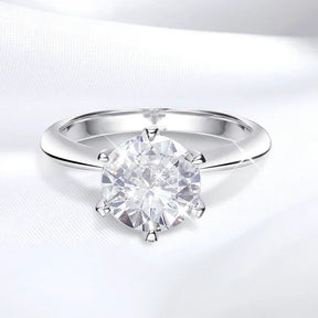 Solitaire Moissanite Ring – 925 Sterling Silver with Impeccable Brilliance