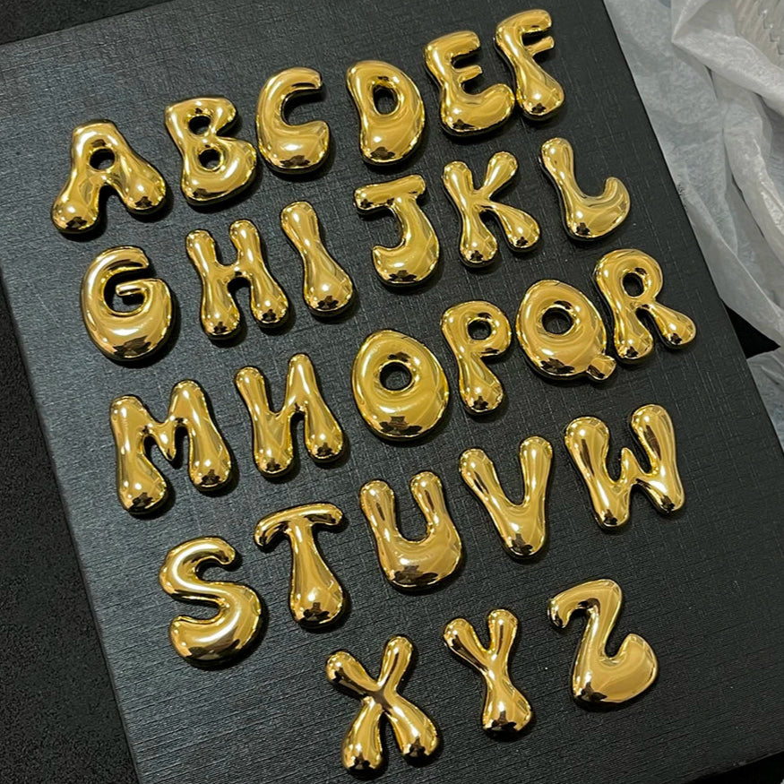 Custom Letter Pendant Necklace – Express Your Identity with Understated Elegance