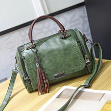 Crossbody Pillow Bag – Timeless Vintage Charm and Everyday Versatility