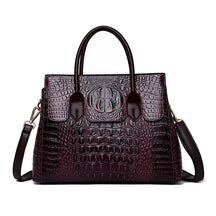 Luxury Crocodile Bag – Versatile Style and Generous Space