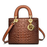 Mori Shoulder Bag – Elegance and Practicality Combined